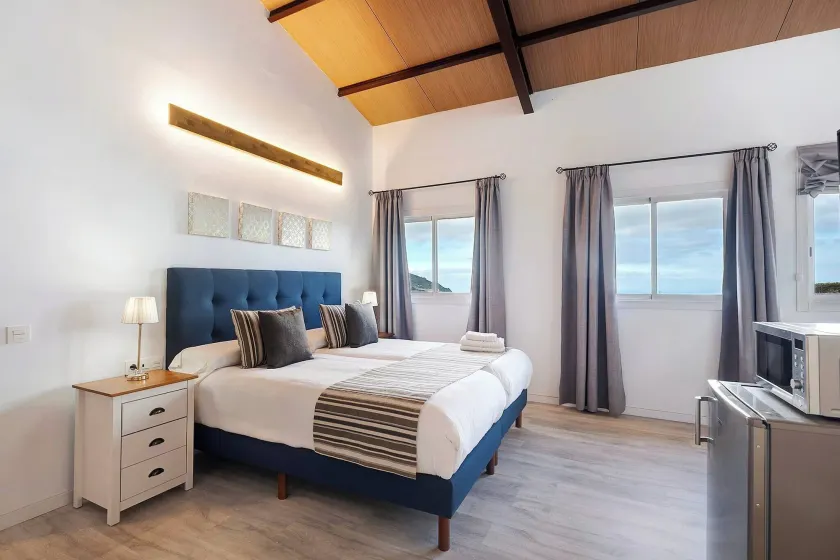 Appartement de vacances 'Casa Lomo El Aire Laurel' avec vue sur la mer, piscine partagée et Wi-Fi - Image 1