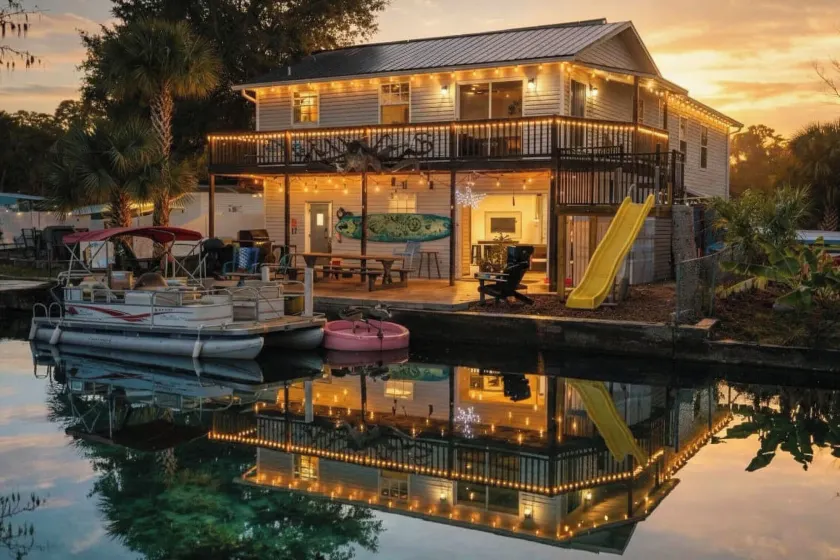 Waterfront Weeki Wachee Home w/ Dock & Game Room! - Image 1