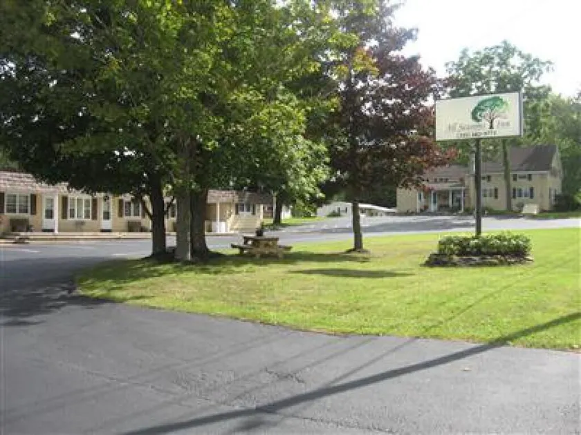 All Seasons Inn - Image 1