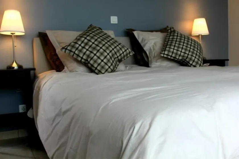 B&B Laurus - Image 1