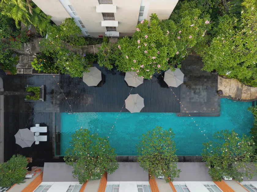 HARRIS Hotel & Residences Sunset Road - Image 1