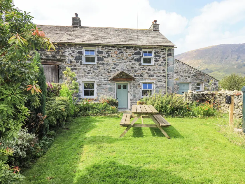 Yew Tree Cottage Borrowdale - Image 1