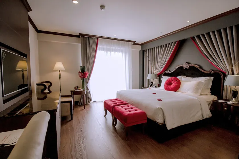 The Scarlett Boutique Hotel - Image 1