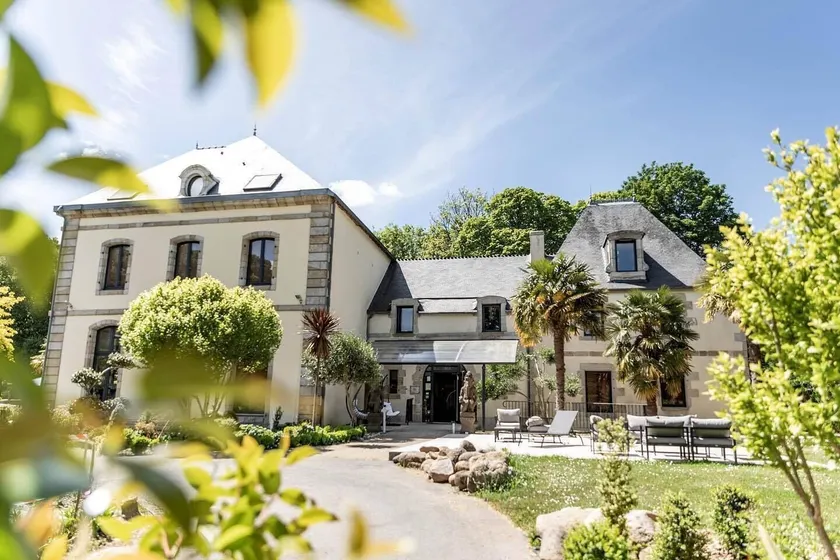 Hôtel Manoir Des Indes Quimper - Image 1