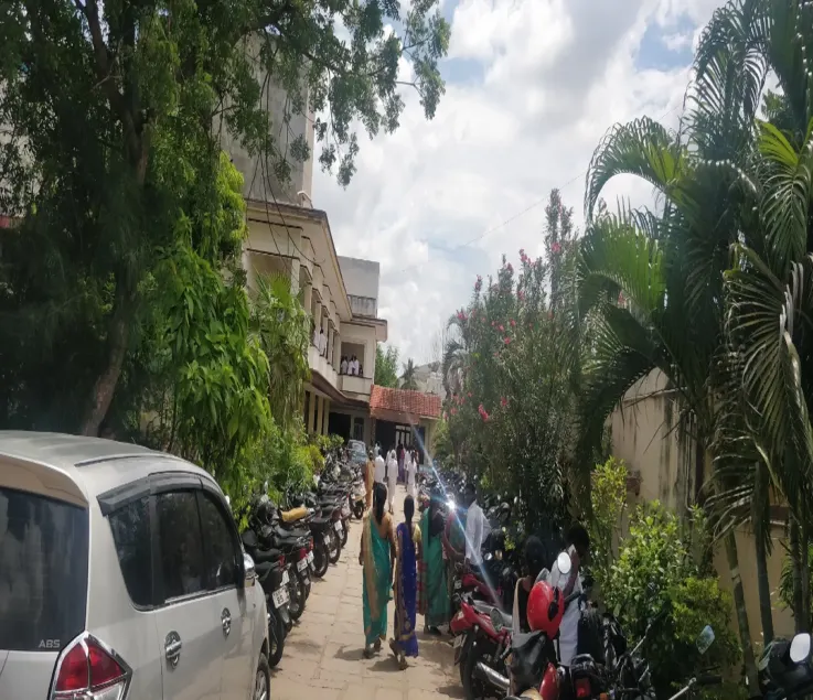 Shivalaya Hotel - Image 1