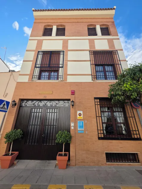 Hostal el Pasaje - Image 1