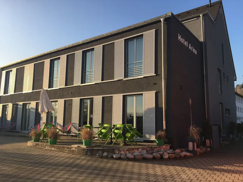 Hotel Arina - Image 1