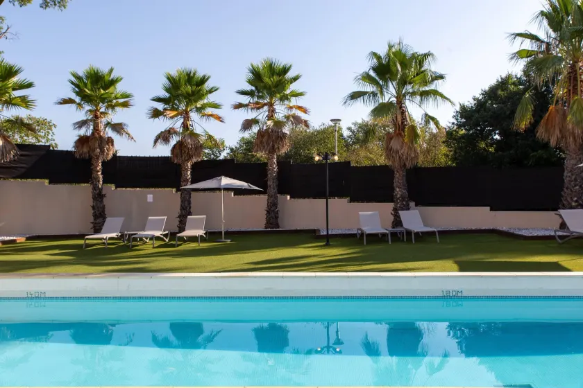 Zenitude Hotel La Valadière, Ascend Hotel Collection - Image 1