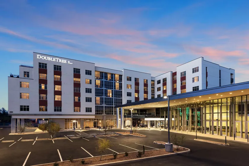 DoubleTree by Hilton Tucson Downtown Convention Center - Image 1