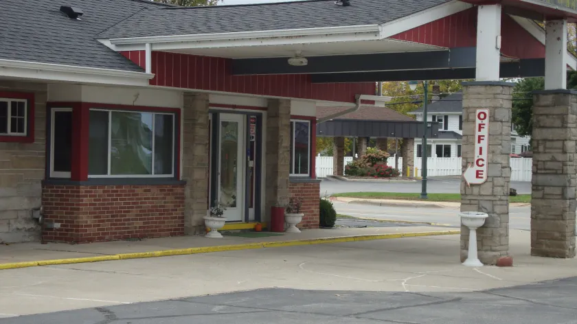 Pinconning Trail Inn Motel - Eingangsbereich