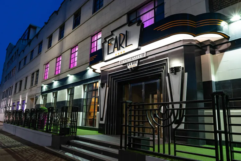 Earl Of Doncaster Hotel - Image 1