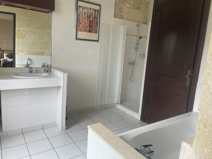 Château Julie  - Image 1