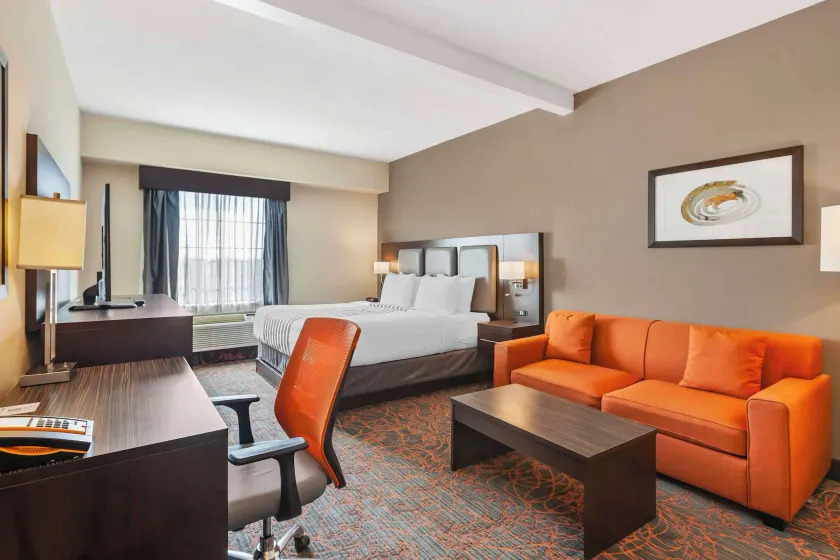 Best Western Plus Executive Inn - Image 1