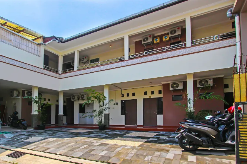 Hotel O Wahidin Guesthouse - Image 1