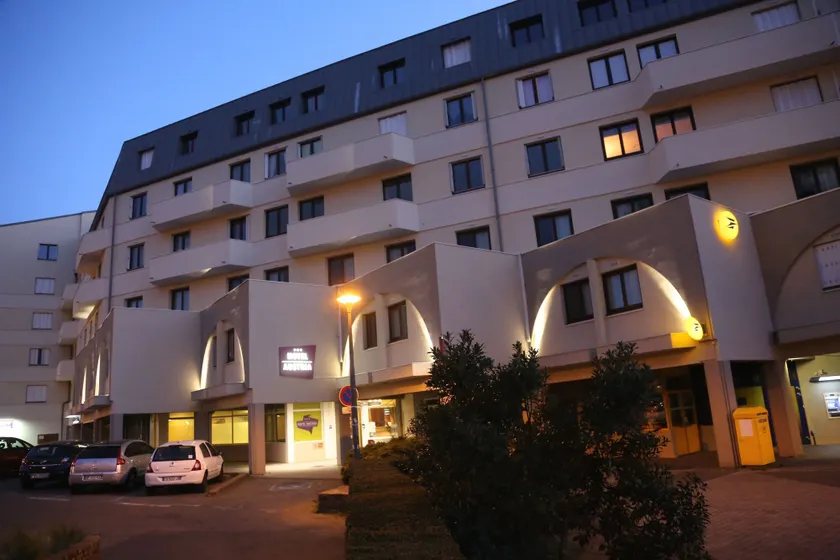 Hôtel Austria, Saint-Etienne - Image 1