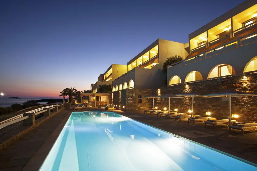 Hotel Perrakis - Image 1