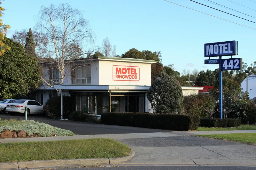 Ringwood Motel - Image 1
