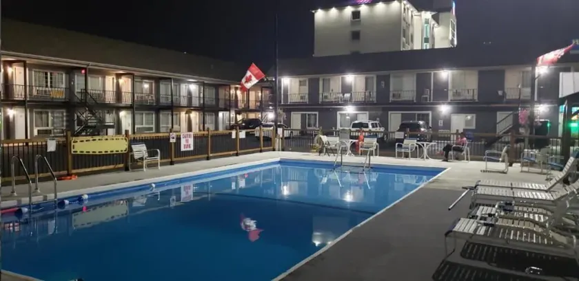 Niagara Falls Courtside Inn - Image 1