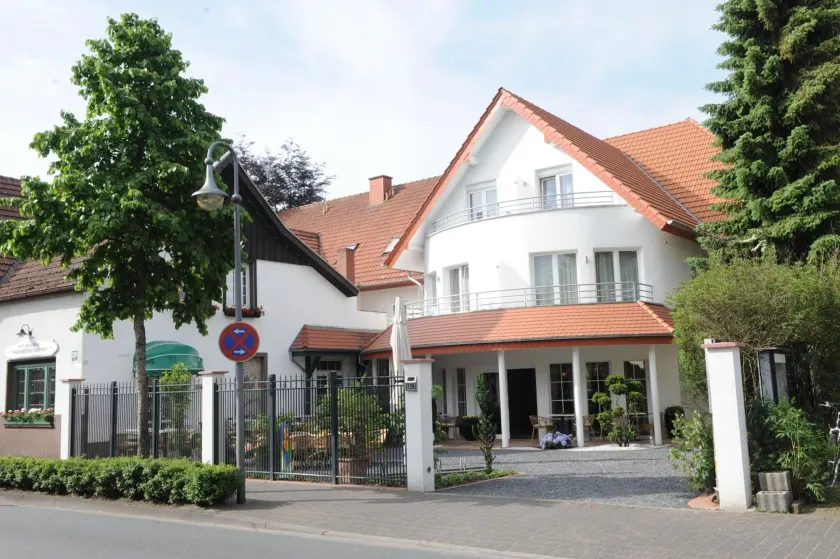Isselhorster Landhaus - Image 1