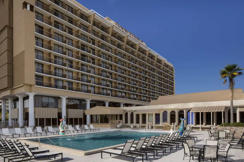 DoubleTree by Hilton Hotel Jacksonville Riverfront - Image 1