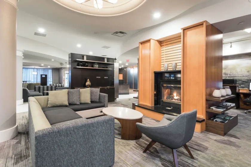 Courtyard by Marriott Toronto Vaughan - Image 1