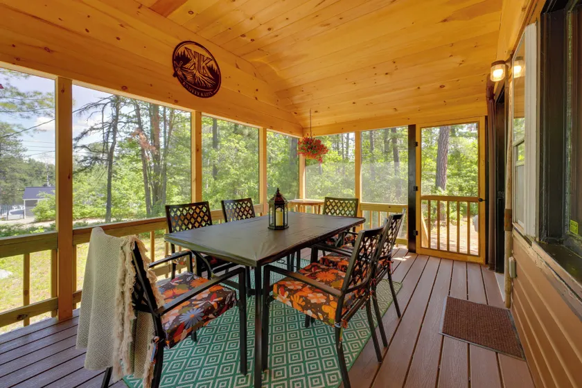 'camp Crescendo' Rustic Waterboro Cabin By Lake - Image 1