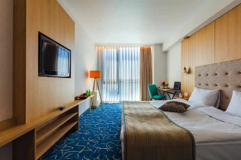Marina Burgas Hotel - Image 1