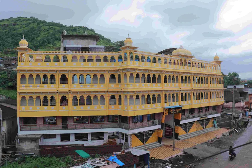 JK Sea Palace - Image 1