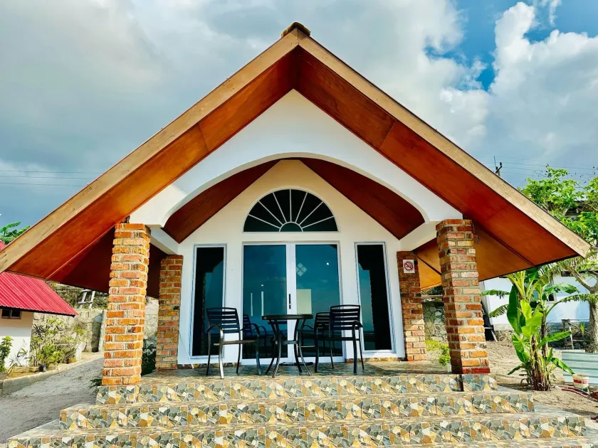 La Seahorse Homestay, private villa sea view Sebong Pereh, Bintan Island - Image 1