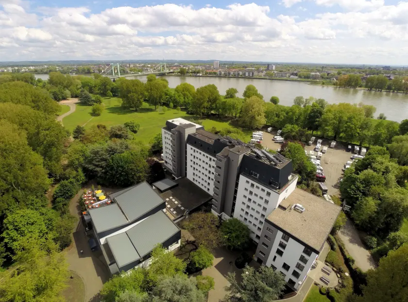 Jugendherberge City-Hostel Köln-Riehl - Image 1