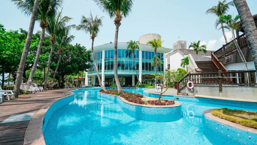 Yoho Beach Resort Kenting - Image 1