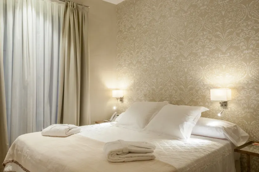 Suites Murillo Catedral - Chambre