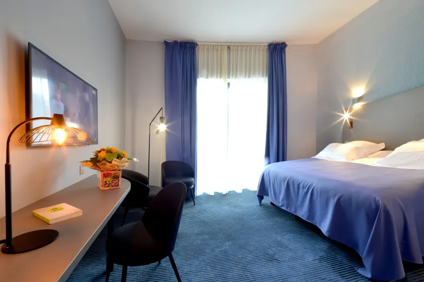 Logis Hôtel Victor Hugo & Spa - Image 1