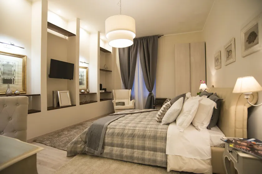 Town House 62 - Image 1