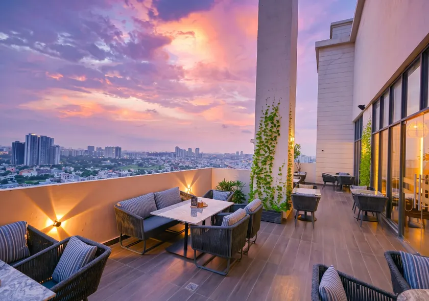 Rhythm Gurugram, Hotel & Suites, Sohna Road, Sector 68 - Image 1
