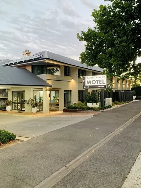 Central Deborah Motel - Image 1