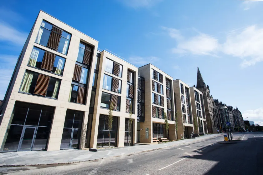 Salisbury Court - Image 1