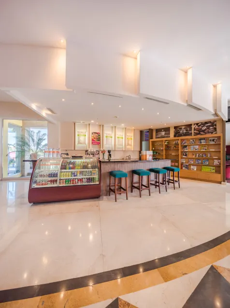 Crowne Plaza Monterrey Aeropuerto by IHG - Lobby