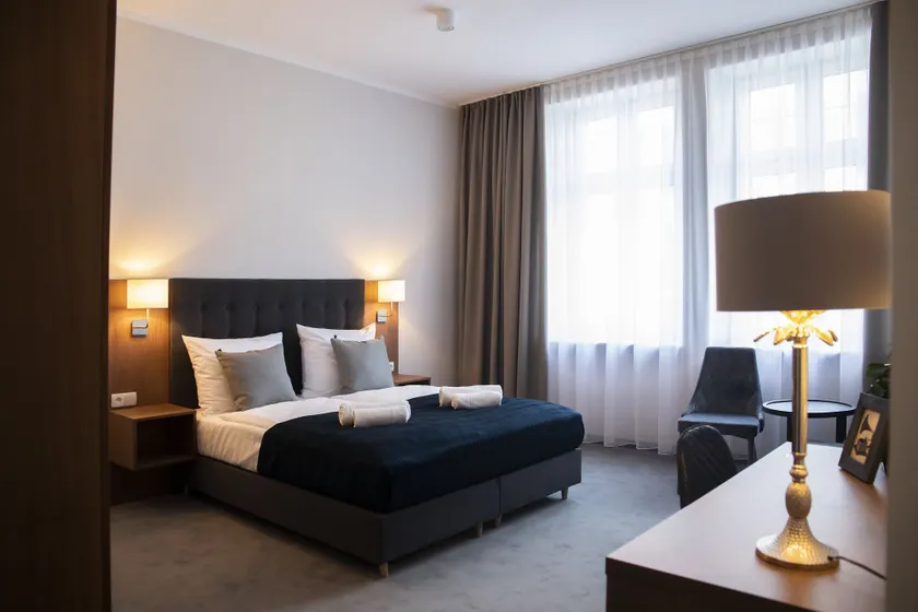 Brassel Aparthotel - Image 1