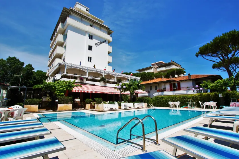 Hotel De Amicis - Image 1