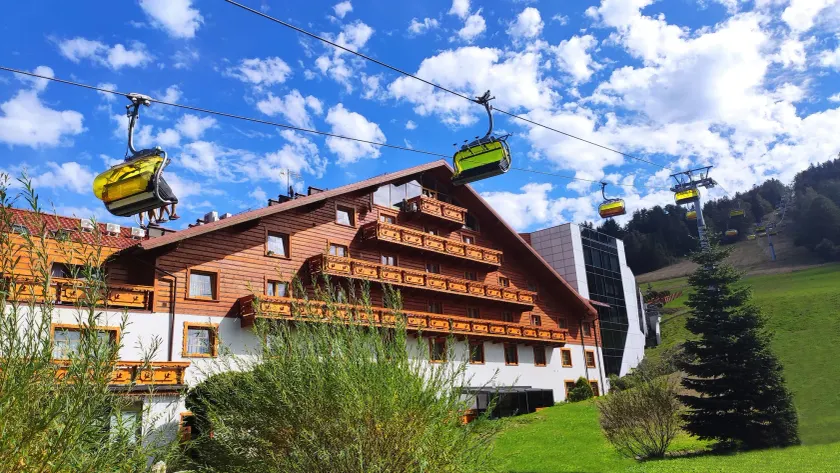 Hotel META Resort & Vine SPA - Image 1