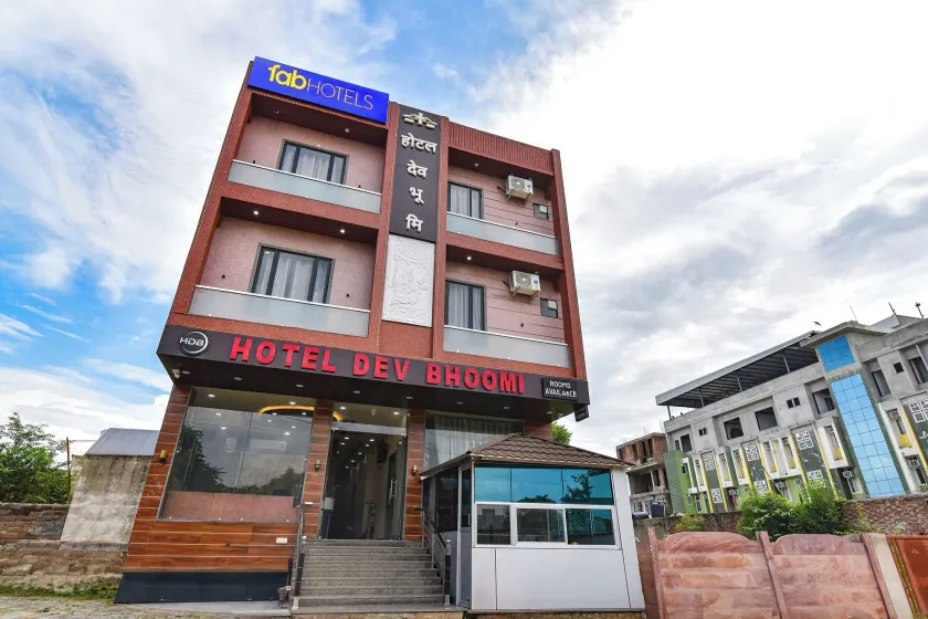 FabHotel Dev Bhumi - Image 1