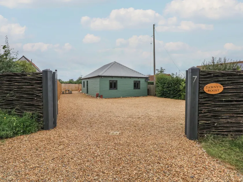 Tawny's Roost - Image 1