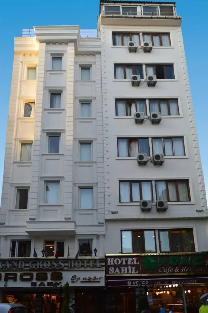 GROSS HOTEL - Image 1