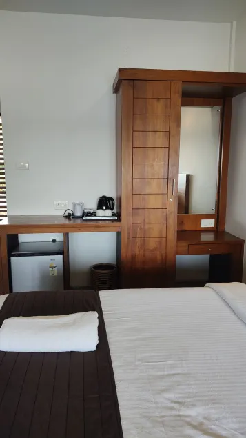 MIRAS PMC Lakeshore Resort - Image 1