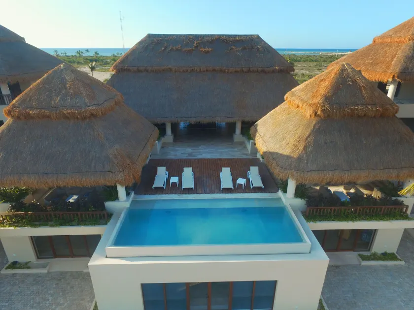 Grand Marina Hotel - Image 1