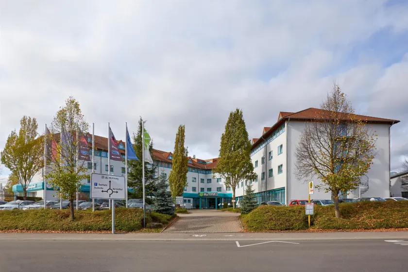 H+ Hotel Stuttgart Herrenberg - Image 1