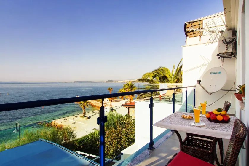 Beach Guesthouse Mediteran - Image 1
