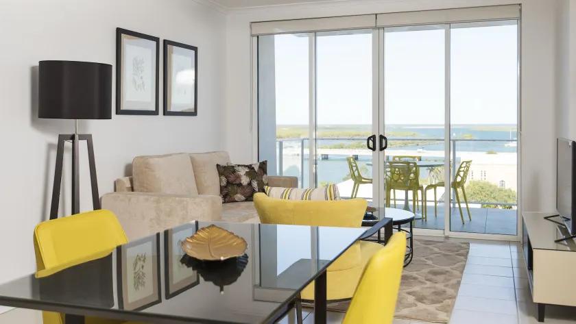 Riviera Mackay - Image 1