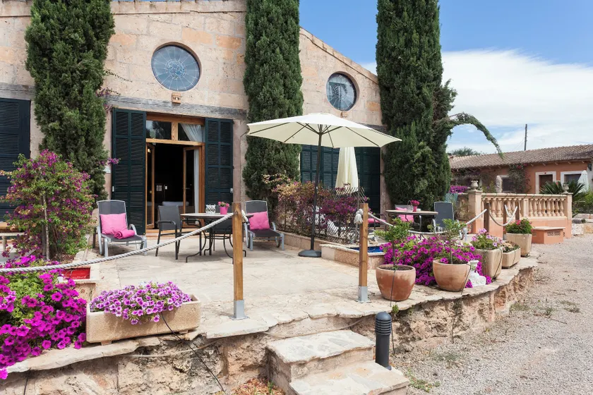 Es Revellar Art Resort - Adults Only - Image 1